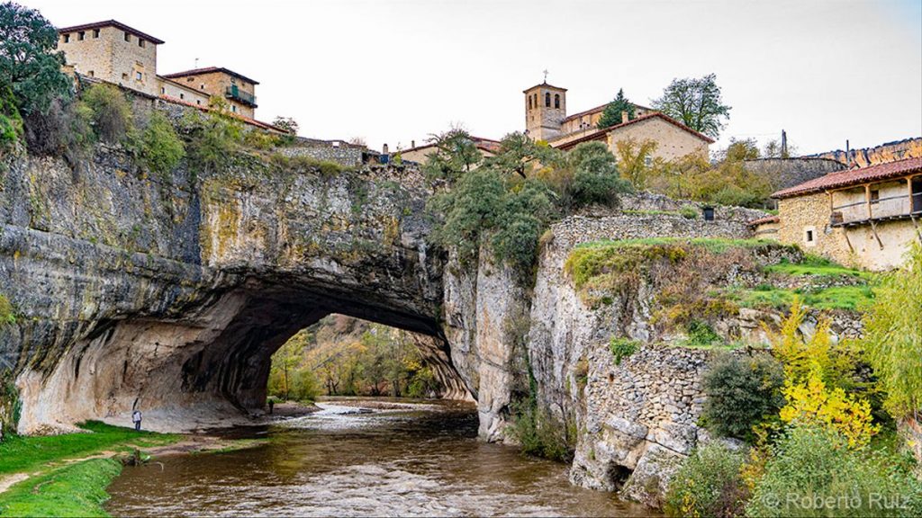 Esto es lo que puedes ver en Puentedey (Burgos) 2 Moncloa Puentedey entre Los Pueblos Más Bonitos de España