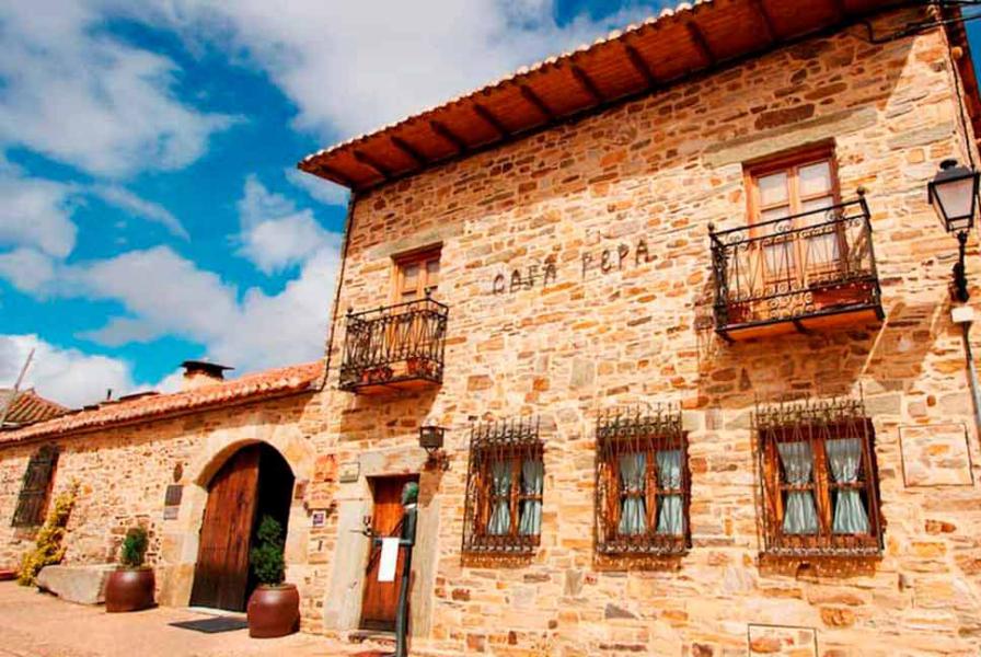 Santa Colomba de Somoza: restos de una villa romana
