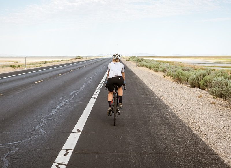 NUEVAS NORMAS DE LA DGT PARA PATINETES, CICLISTAS Y MOTOS