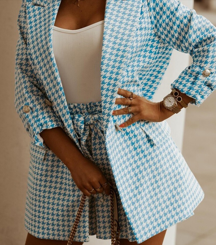 La blazer vintage de pata de gallo y pantalón a juego que te hará lucir ideal la tiene Aliexpress 12 Merca2.es traje pantalón corto con lazo