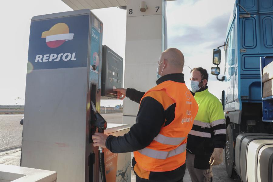 a multa por cargar gasolina de la DGT