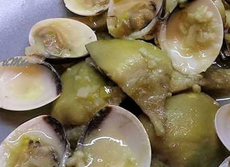 PASOS FINALES DE LAS ALCACHOFAS CON ALMEJAS