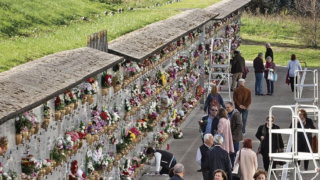 El cementerio que cumple deseos en Cataluña