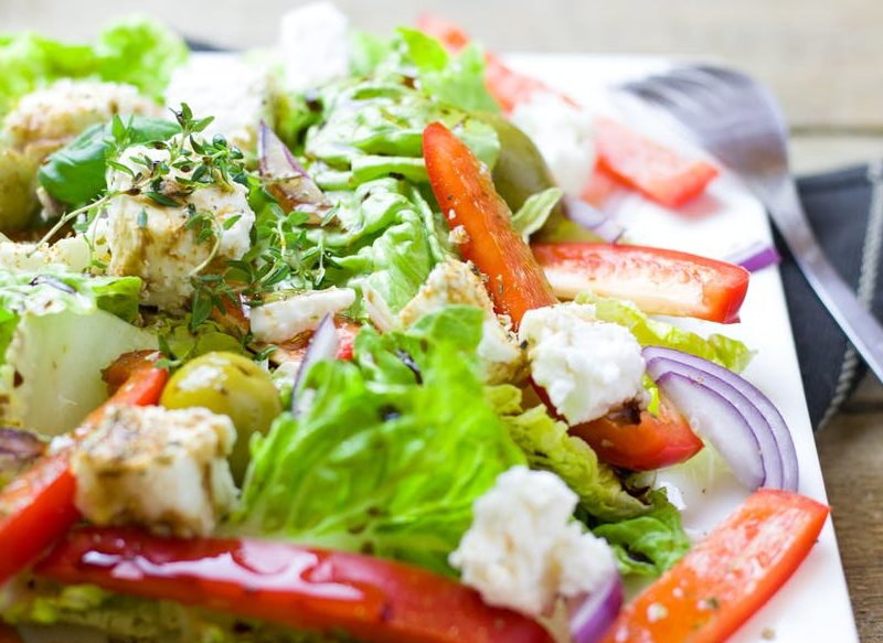 OPCIONES PARA COMPLEMENTAR LA ENSALADA DE TOMATE Y ATÚN