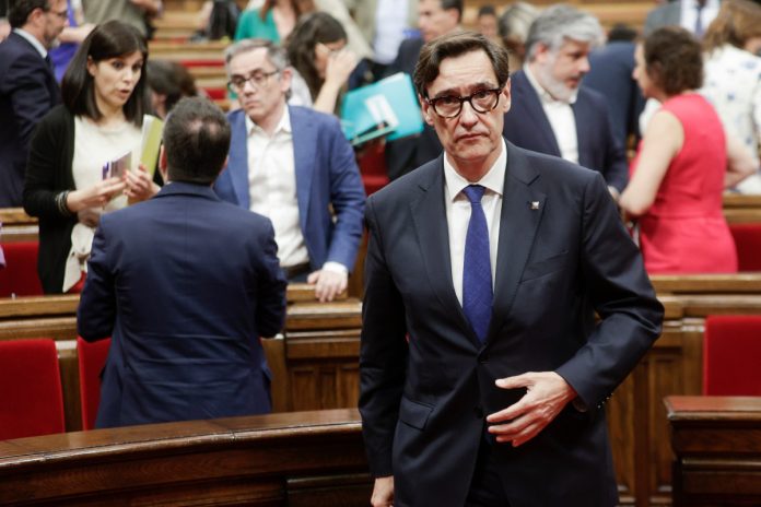 La crisis del agua a debate en los programas de Illa y Albiach