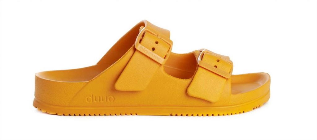 Las sandalias más cómodas y coloridas de El Corte Inglés son de DUUO y  cuestan 17,50 €