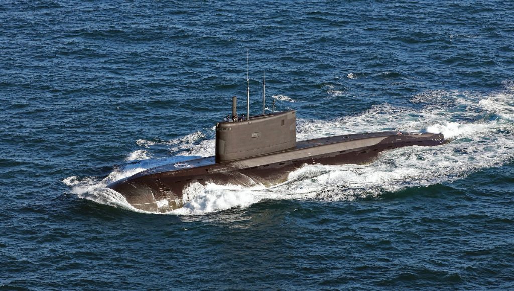 Mers El-Kebir, la cercana base de la poderosa flota de submarinos de Argelia 2 Moncloa 1 Kilo Class Russian Submarine MOD 45165129 copia 1 Moncloa