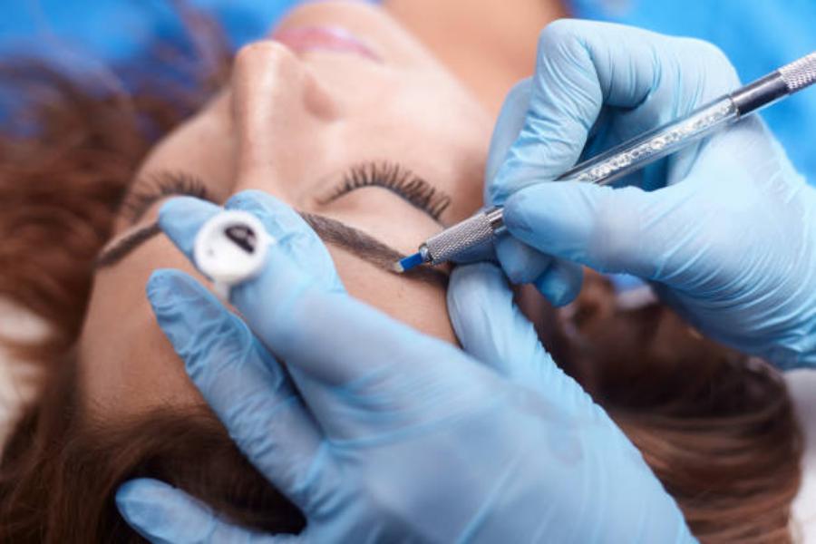 Eliminar el microblading desde casa
