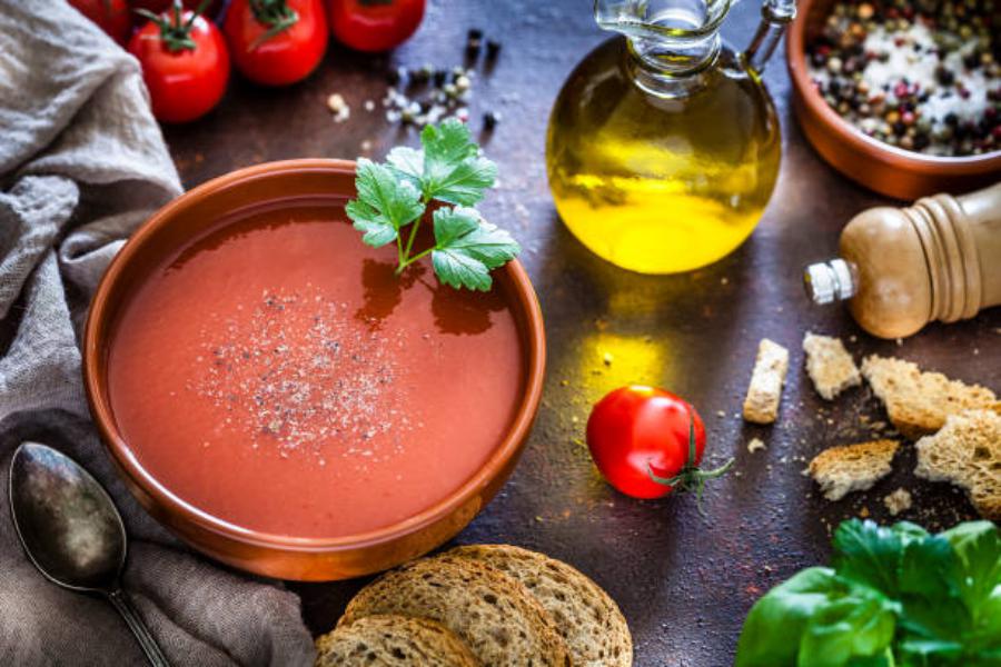 Preparación del gazpacho