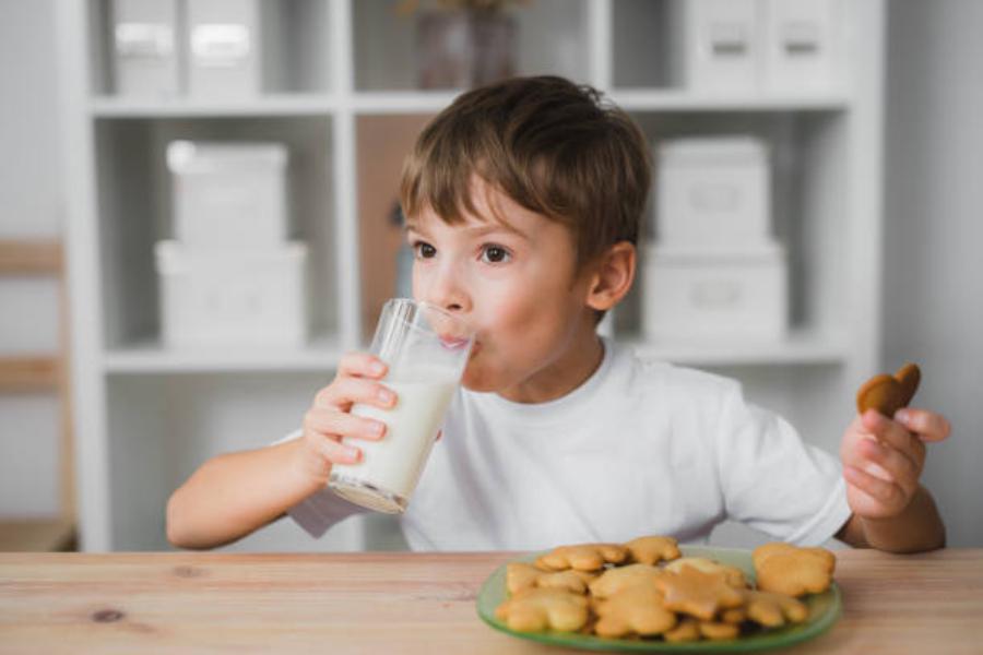 ¿Es bueno tomar leche?