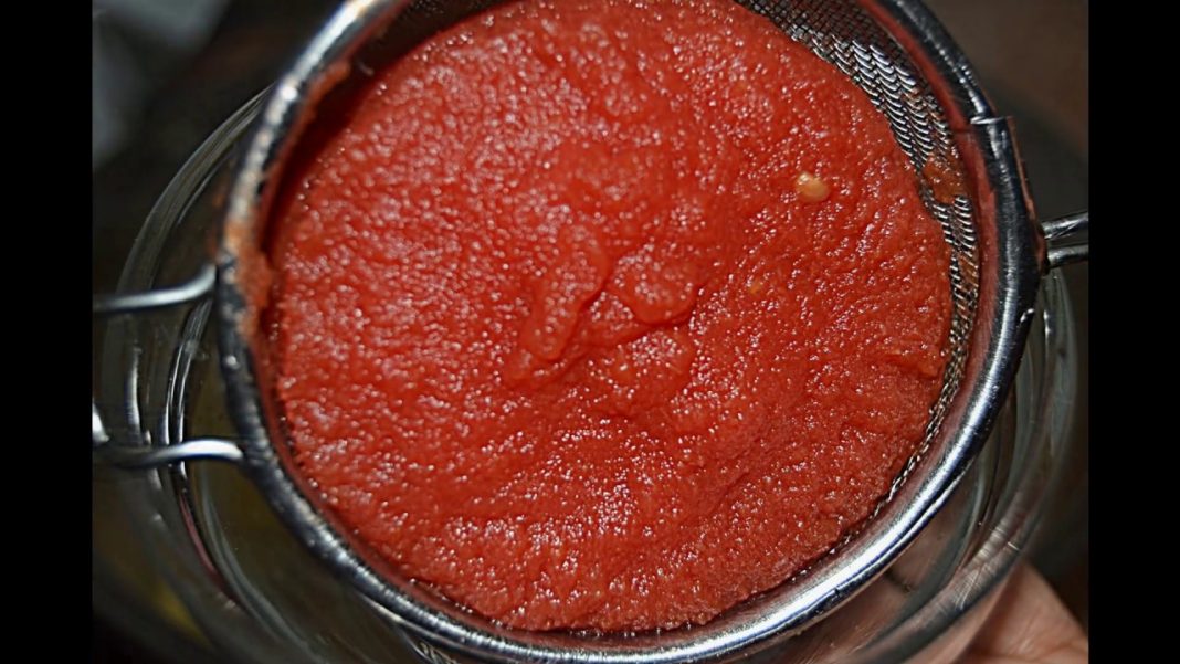 Ingredientes del tomate frito de bote