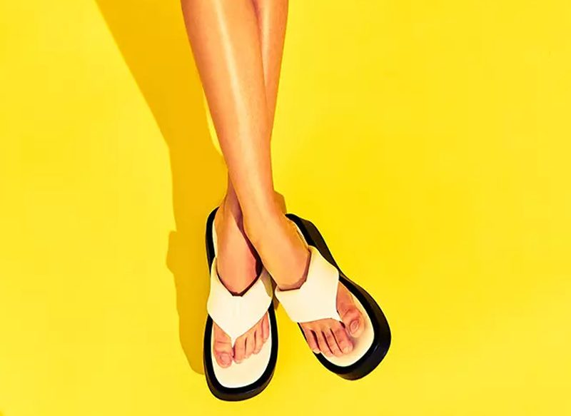 CHANCLAS DE PLATAFORMA BLANCAS DE PRIMARK