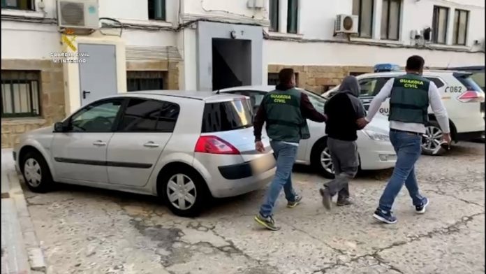 En 2021 la Guardia Civil hizo detenciones en varias provincias de yihadistas que captaban seguidores en las cárceles del país.
