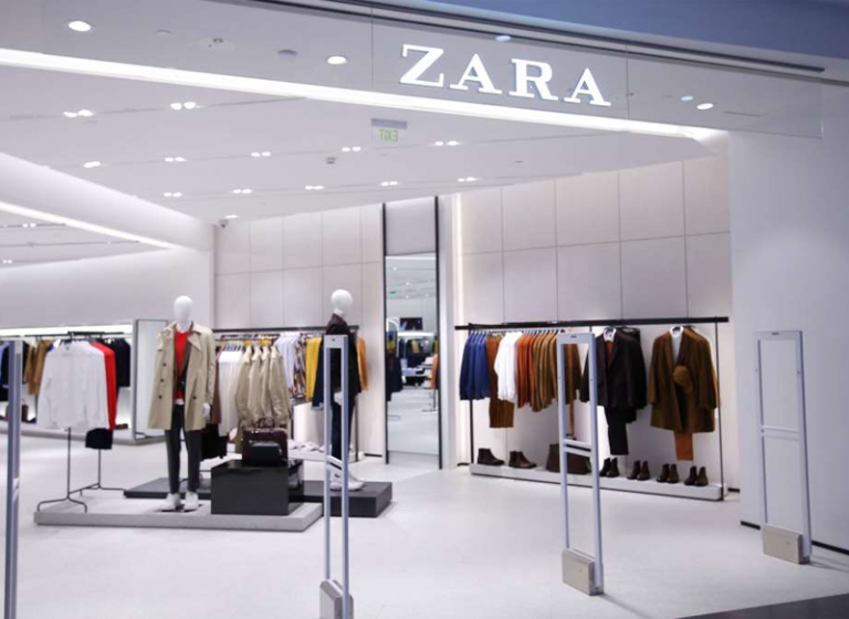 En Zara 3,99 euros dan para mucho: ojo a todas estas ofertas