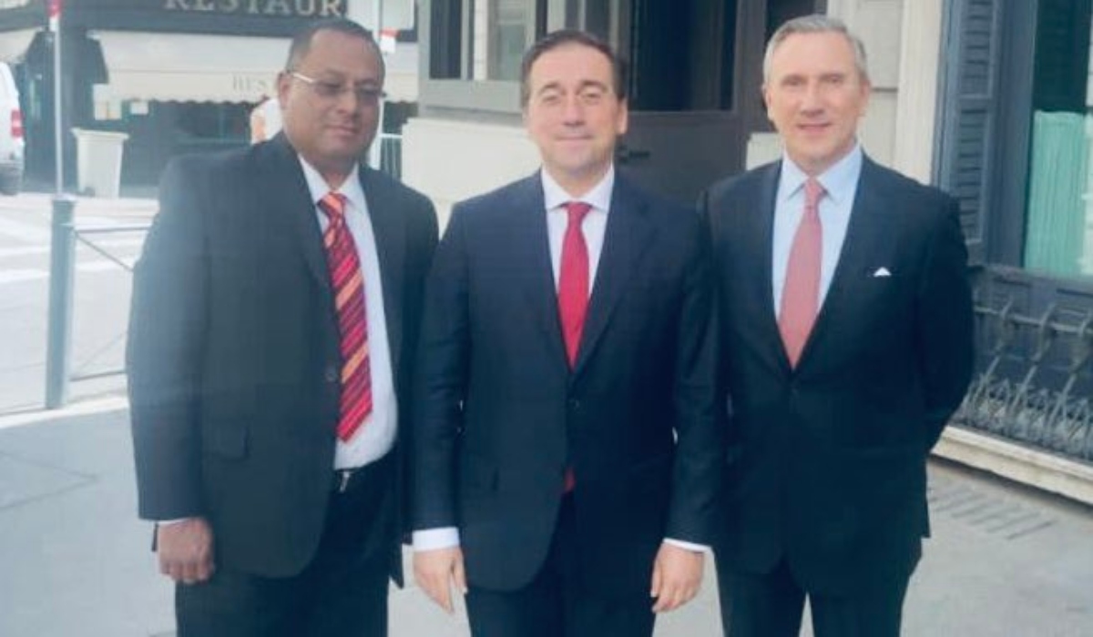 Los diputados chavistas Oscar Ronderos y Pedro Rojas.