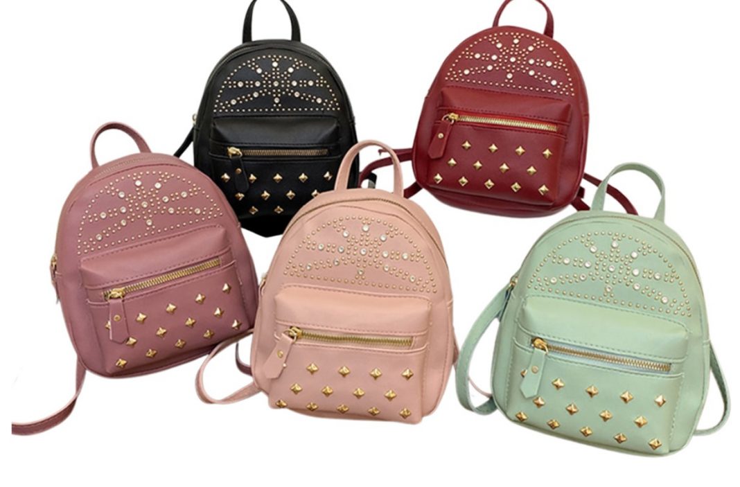 mochila tachuelas