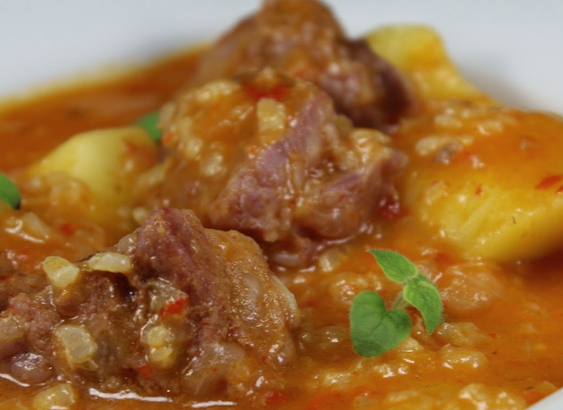 CONTINUANDO CON LA RECETA DE PATATAS CON COSTILLAS