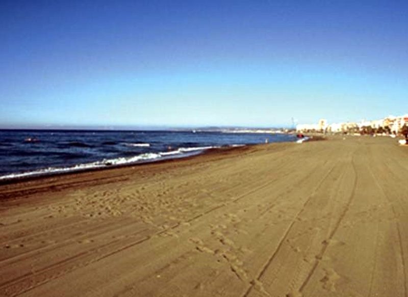 PLAYA DE LA RADA (ESTEPONA), UNA DE LAS MÁS AFECTADAS