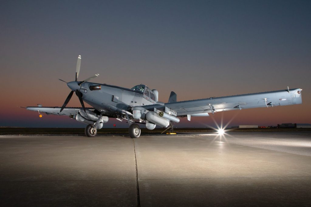 Las fuerzas especiales de Estados Unidos convertirán un avión apagafuegos en el más letal de ataque ligero 1 Moncloa 1 AT 802 USSOCOM Moncloa