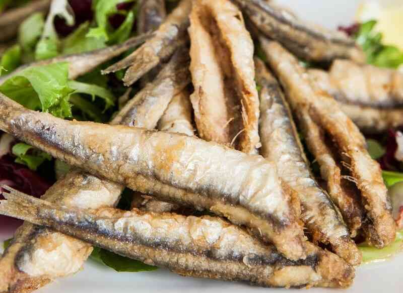 CONSIDERACIONES AL FREÍR LOS BOQUERONES FRITOS