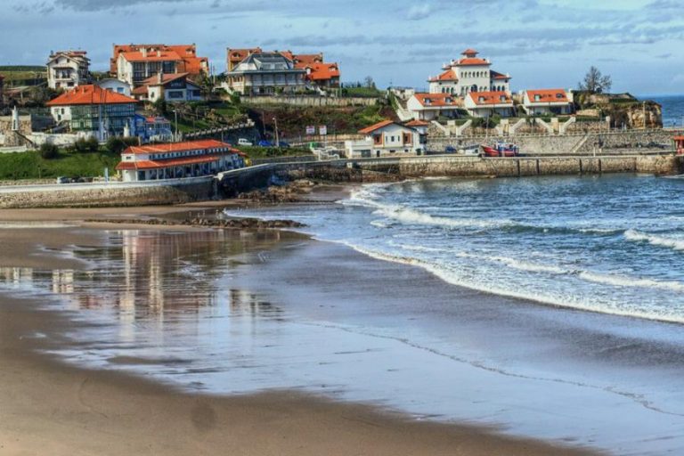 Estos son los ocho mejores pueblos marítimos de España
