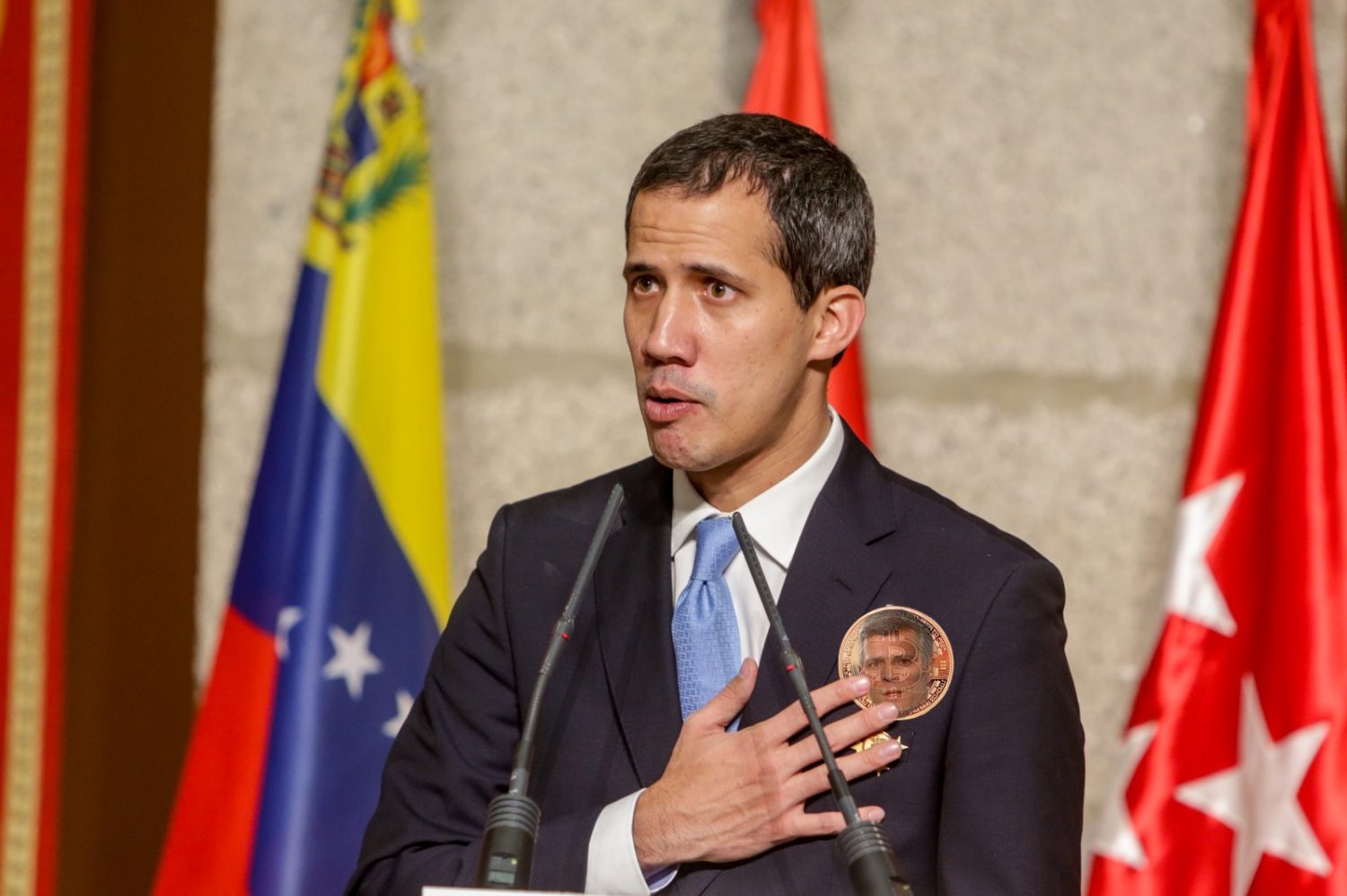 Leopoldo López se abre un espacio en el mundo del Bitcoin.
