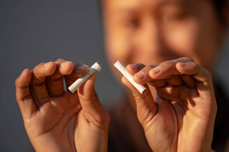 Libro Libre de Tabaco 2 edición, un programa con el que más de 8.000 fumadores han conseguido dejar de fumar