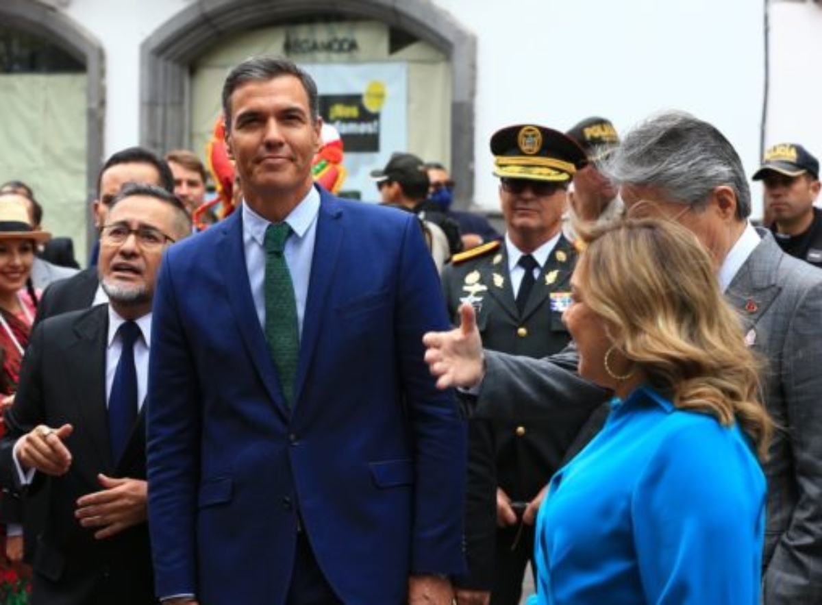 Pedro Sánchez llega a Honduras