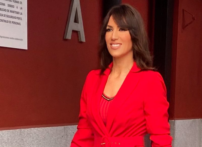 PATRICIA PARDO, RECONOCIDA POR SU TRABAJO