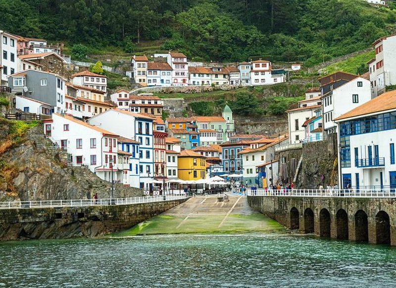 CUDILLERO (ASTURIAS)