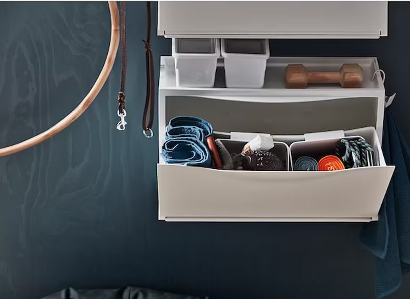 ZAPATERO/ALMACENAJE TRONES DE IKEA