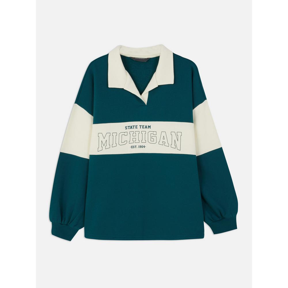 Dile “adiós” al frío del otoño con este polo