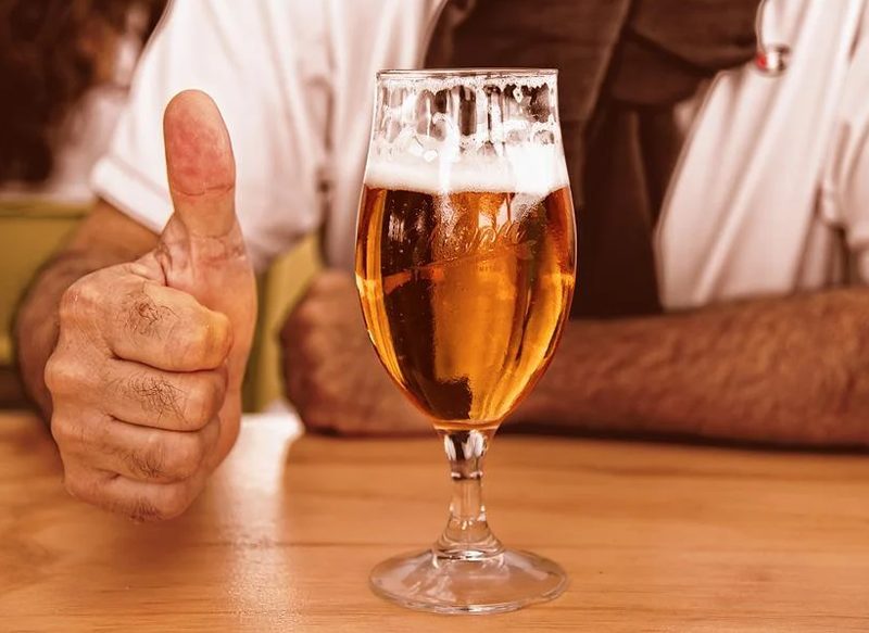 CERVEZA, UNA DE LAS BEBIDAS MÁS POPULARES