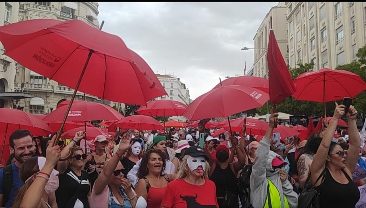 Trabajadoras sexuales protestaron frente al Congreso.