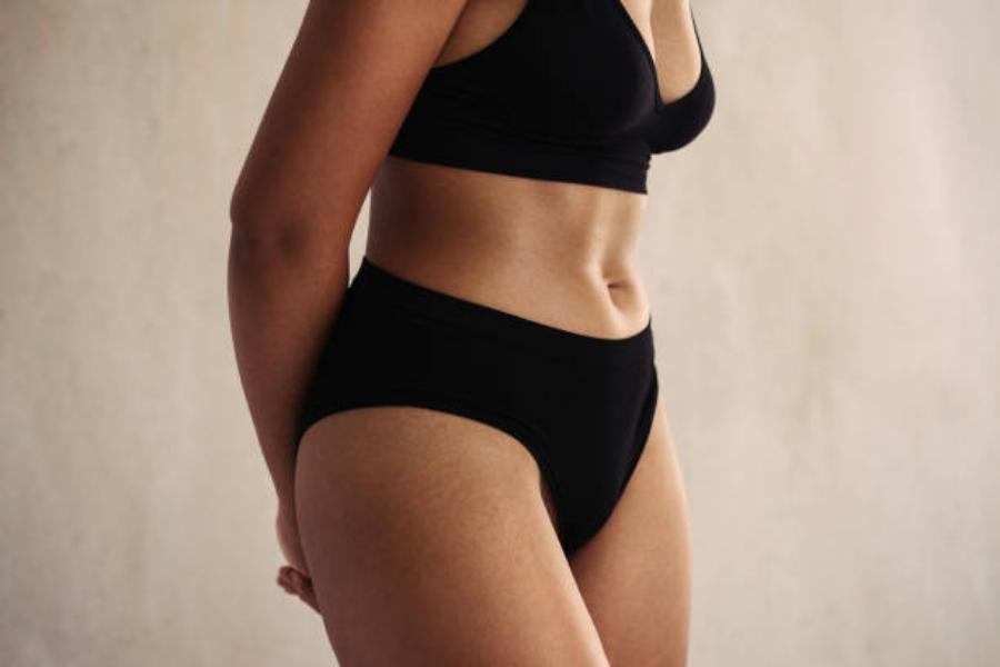 Qué pasa con la ropa interior negra