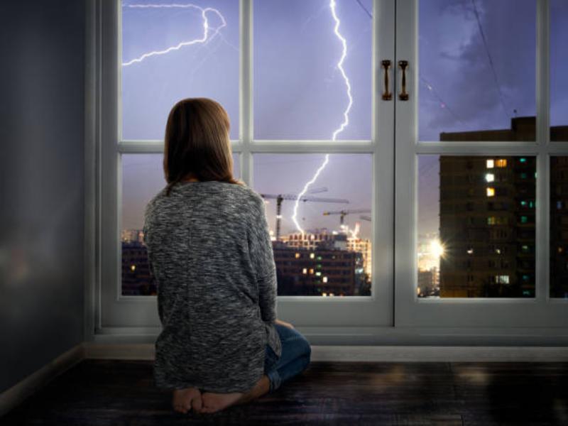 Qué hacer durante una tormenta eléctrica