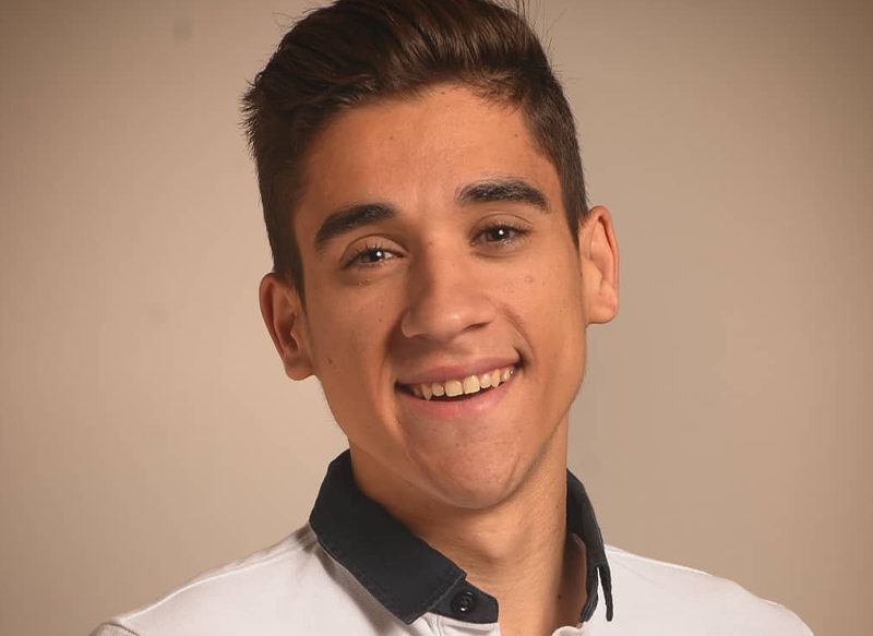 PLENAMENTE FELIZ CON SU VIDA ACTUAL