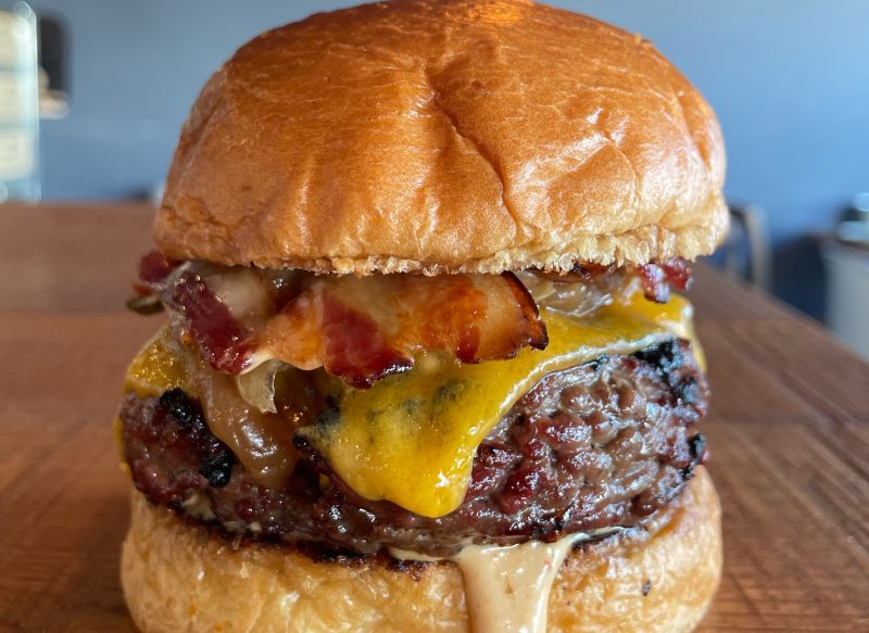 PARTICIPANTE EN EL II CAMPEONATO DE ESPAÑA DE HAMBURGUESAS
