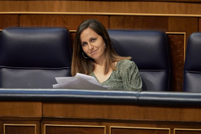 Podemos pacifismo Presupuestos Ucrania hawk