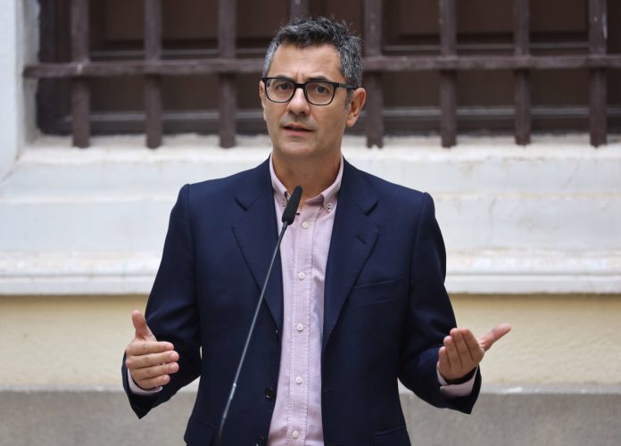 Bolaños resta importancia al aviso de Puigdemont tras aprobar la amnistía y dice que solo el 10% apoya vía unilateral