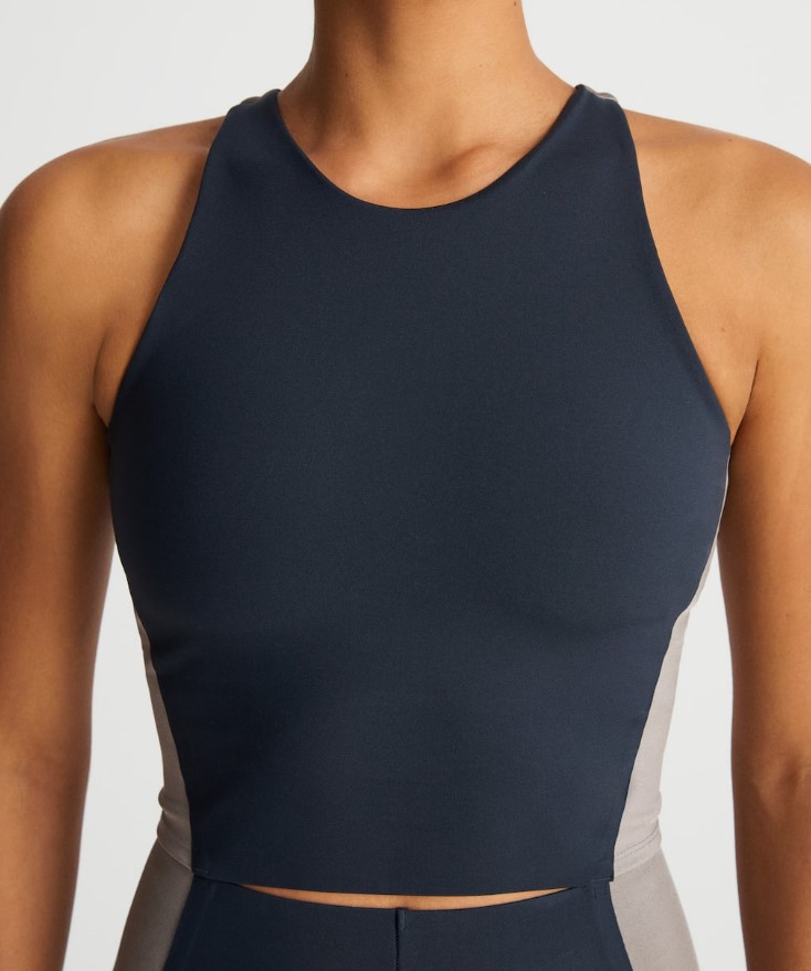 Tank top compressive de Oysho