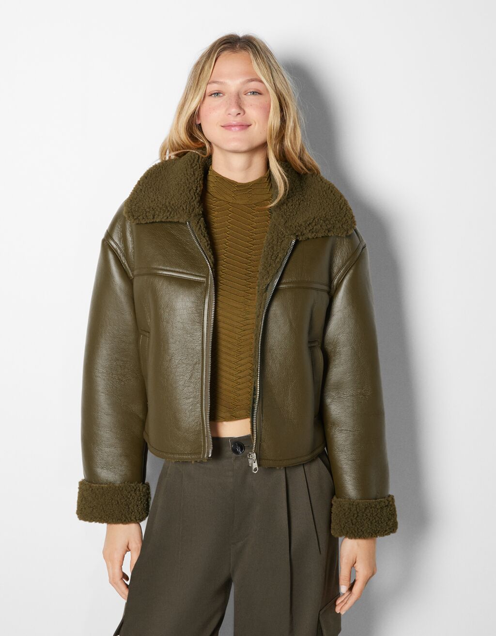 cazadora doble faz bershka