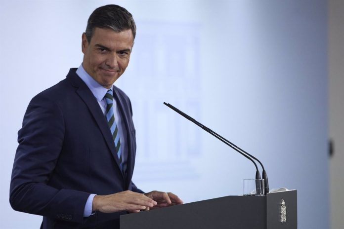 Pedro Sánchez asesores Ayuso