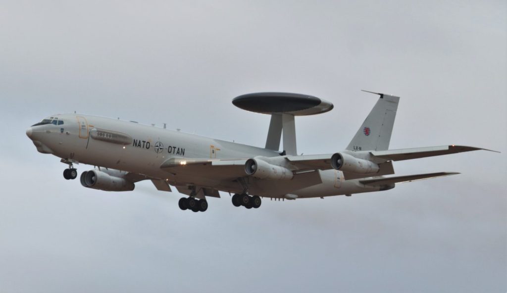 <strong>En España se forjan los líderes aeronáuticos de las formaciones de combate de la OTAN</strong> 5 Moncloa 10 IMG 9759 Moncloa
