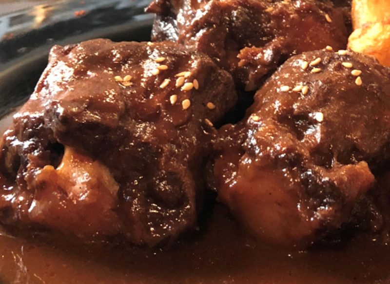 DISFRUTA DE LA RECETA DE RABO DE TORO