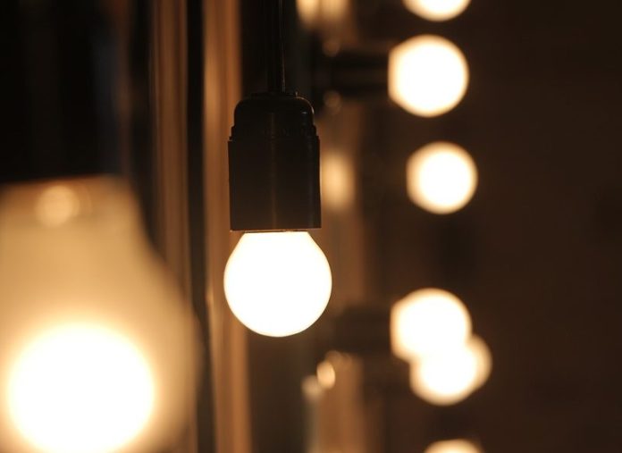 IBERDROLA PLAN ONLINE, OTRA OPCIÓN PARA AHORRAR EN LA FACTURA DE LA LUZ