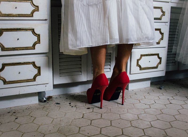 PRUEBA LOS ZAPATOS EN CASA PRIMERO