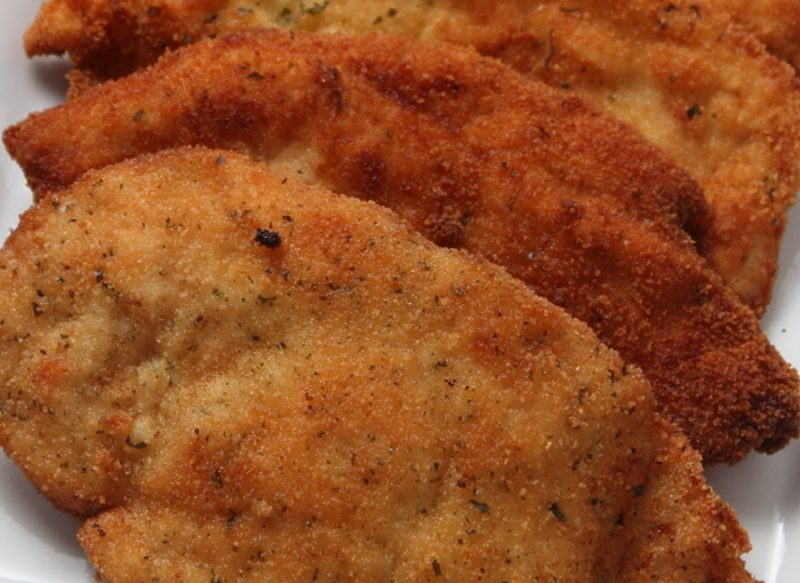 Filetes empanados: las especias que debe llevar el rebozado para un sabor de 10
