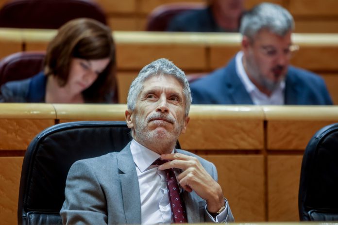 Fernando Grande-Marlaska justifica la actuación policial por la agresividad de unos 200 ultras