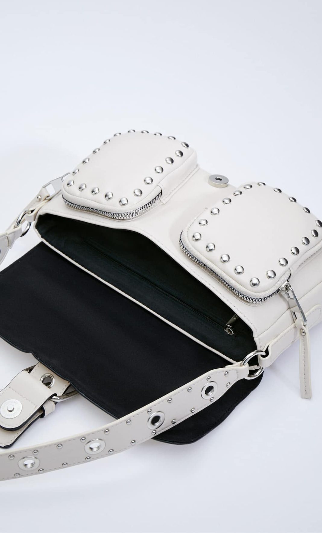 bolso tachas